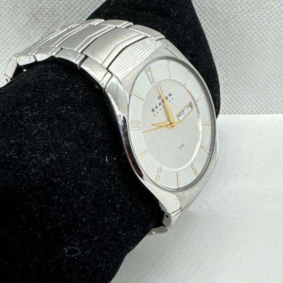 Skagen 531XLSGX1 Men\'s Silver Stainless Steel Analog Dial Wrist Watch JNA562 main image 6
